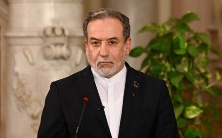 وەزیری دەرەوەی ئێران: گفتوگۆکانمان لەگەڵ ئەمریکا بەردەوام دەبن
