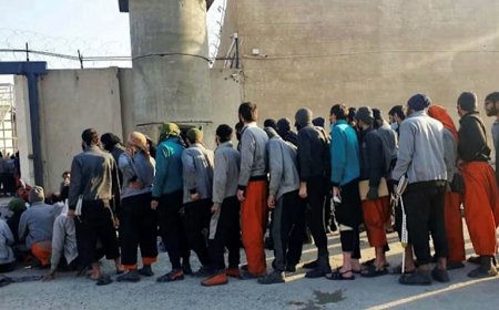 گواستنه‌وه‌ی داعشه‌ زیندانیكراوه‌كان له ‌سوریاوه‌ بۆ عێراق به‌رده‌وامه‌