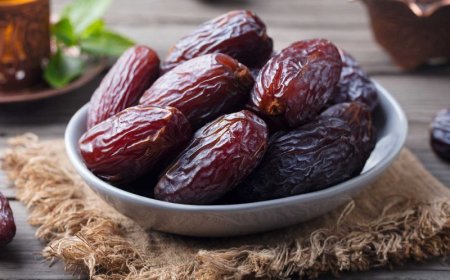 بۆچی گرنگە ڕۆژووانان لە مانگی ڕەمەزاندا خورما بخۆن؟