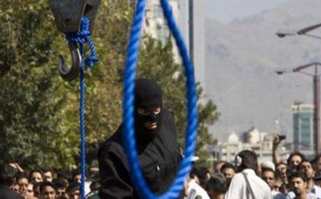 لە مهاباد و چەند شاری دیکە 12 کەس لەسێدارە دران
