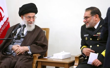 راوێژکاری باڵای خامنەیی بە شەش زمان داوای رێککەوتن دەکات