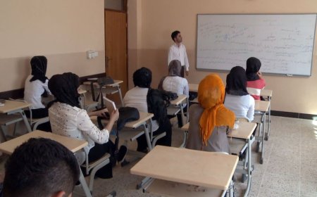 یەکێتیی مامۆستایان: مامۆستایان گرێبەستەکانیان نوێ دەکرێتەوە