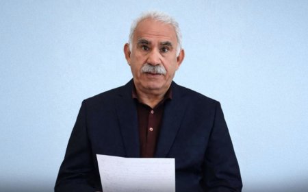 ئۆجالان: کاتی ئەوەیه‌ سیاسەت وڵات بەڕێوەببات نەک چەک