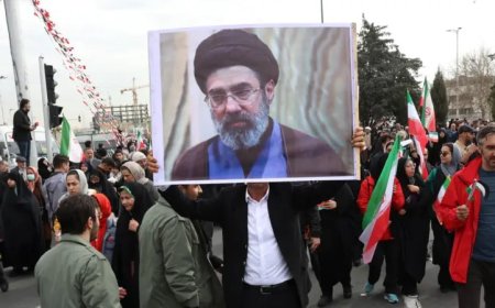 بۆ به‌یعه‌تدان به‌ ڕێبه‌ری نوێ ئه‌مڕۆ خه‌ڵكی ئێران دێنه‌ سه‌ر شه‌قامه‌كان