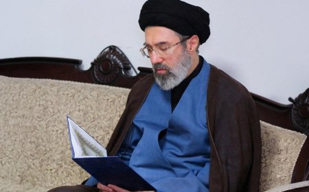 ڕۆژنامه‌یه‌كی كوه‌یتی: موجتەبا خامنەیی لە ڕوسیا چارەسەری پزیشکیی وەردەگرێت