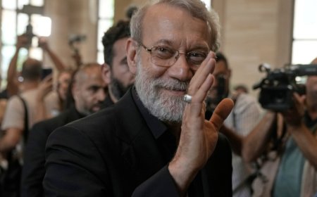 ئیسرائیل: عەلی لاریجانی بەرپرسی باڵای ئەمنی ئێرانمان کردووەتە ئامانج