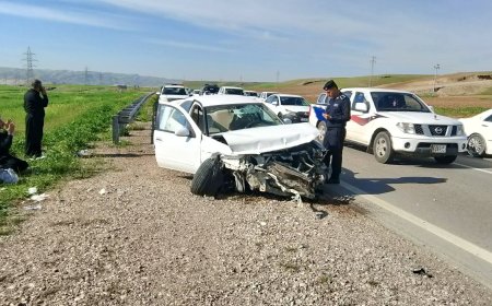 لە ڕووداوێکی هاتوچۆدا لەسەر ڕێگەی کەلار- دەربەندیخان سێ کەس بە سەختی برینداربوون