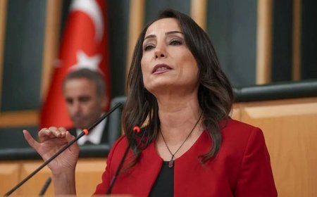 هاوسەرۆکی دەمپارتی وەڵامی جێگرەکەی ئەردۆغانی دایەوە