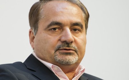موسەوییان: کەناڵی دیبلۆماسی لەنێوان ئەمریکا و ئێران کراوەیە و دەتوانرێت کێشەکان چارەسەر بکرێن