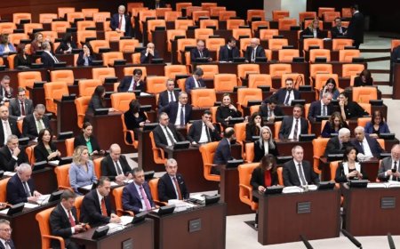 پەرلەمانی تورکیا لیژنەیەکی لێکۆڵینەوە بۆ هێرشەکانی سەر قوتابخانەکان پێکدەهێنێت