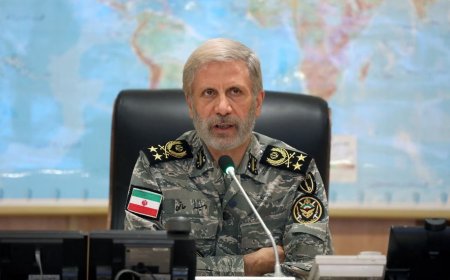 فەرماندەی سوپای ئێران: ئامادەی هەر ڕووبەڕووبوونەوەیەکین لەگەڵ ئەمریکا و ئیسرائیل