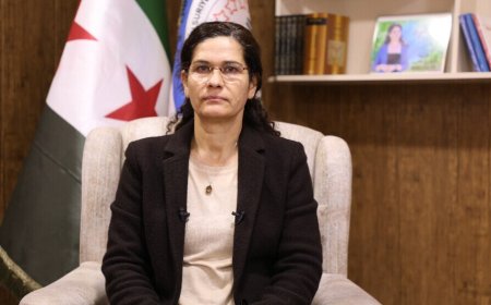 ئیلهام ئەحمەد وردەکاریی کۆبوونەوەکەی دیمەشق ئاشکرا دەکات