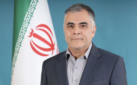 وەزیری نەوتی ئێران دەستی لەکارکێشایەوە و حەمید بۆرد کرا بە سەرپەرشتیاری وەزارەتەکە
