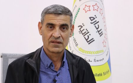 Koçer: Zanebûn deriyê Koçberiyê digire