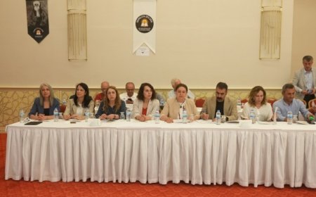 Komxebata ‘100 sal li Kurdistanê: Heqîqet, Edalet û Aştî’