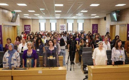 Ji konferansa jinan re peyam: Dem dema yekîtiya jinên Kurd e