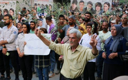 Koçberên Efrînê banga vegera ewle û vekişîna Tirkiyê kir