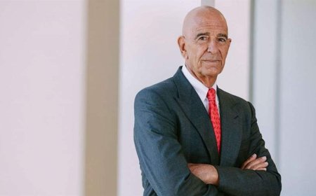 Thomas Barrack bi Mezlûm Ebdî re civiya