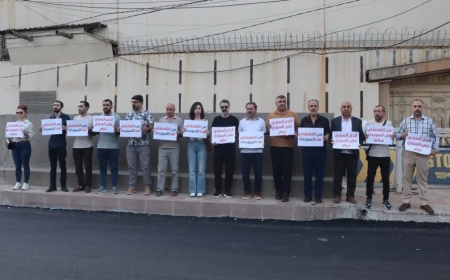 Li Qamişlo rojnamevanên Kurd piştgiriya Siweydayê kirin