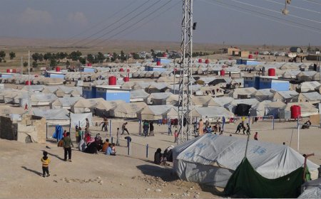 Li kampa koçberên Şehba ya Reqayê 3 zarok ji ber germahiya zêde mirin