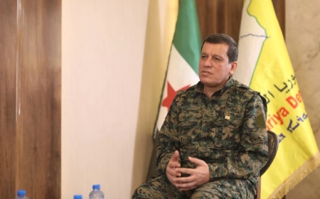 Mazlûm Ebdî: Bi şirîktiyek nû Suriyeyek nû avabikin
