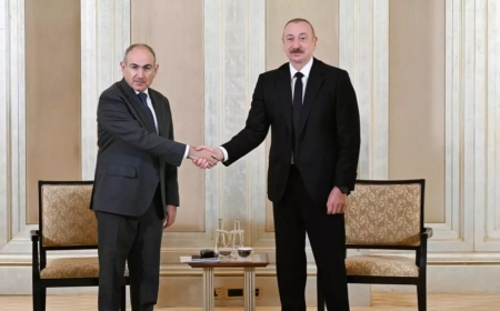 Rayedarên Ermenistan û Azerbeycanê li Waşingtonê bi hev re dicivin