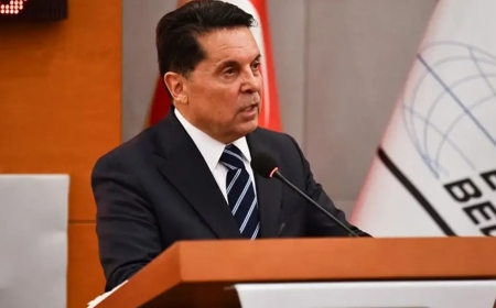 Serlêdana Ahmet Ozer ji bo "betalkirina qeyûm" hat redkirin