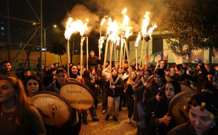Li gelek navçeyên Stenbolê Newroz hat pîrozkirin
