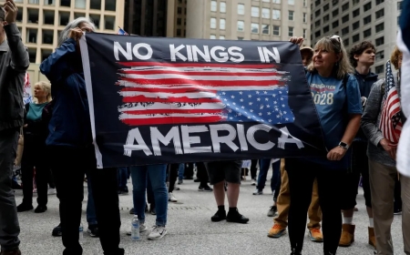 Li çend bajarên Amerîkayê meş li dijî Trump pêk hatin