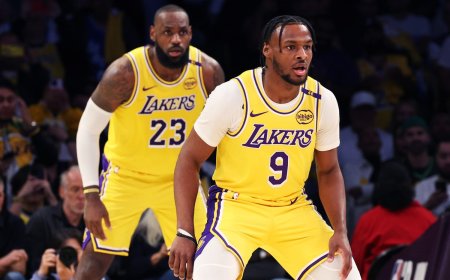 Di NBA'yê bav û kur bi hev re serkeftin ji Los Angeles Lakers re bi dest xistin